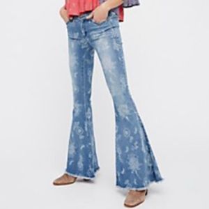 Free People Denim super flare SIZE 27